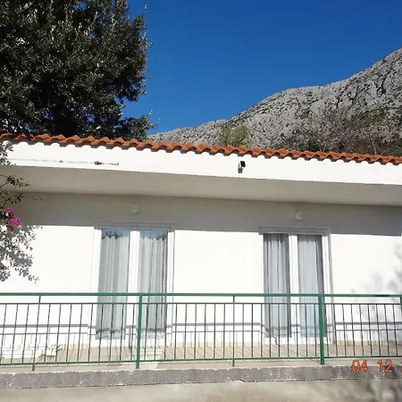 Holiday home Strandnahes Zorra Mit Garten Zivogosce