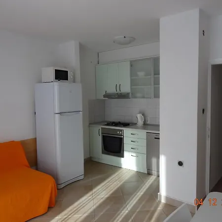 Semesterbostad Strandnahes Zorra Mit Garten